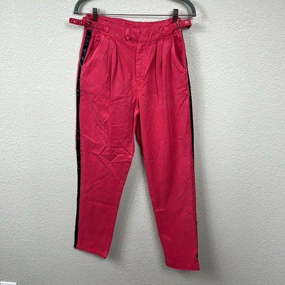 New One Teaspoon Tuxedo Taylor Pants Red Tux Stripe Pleat Front Sz 25 - Picture 3 of 12